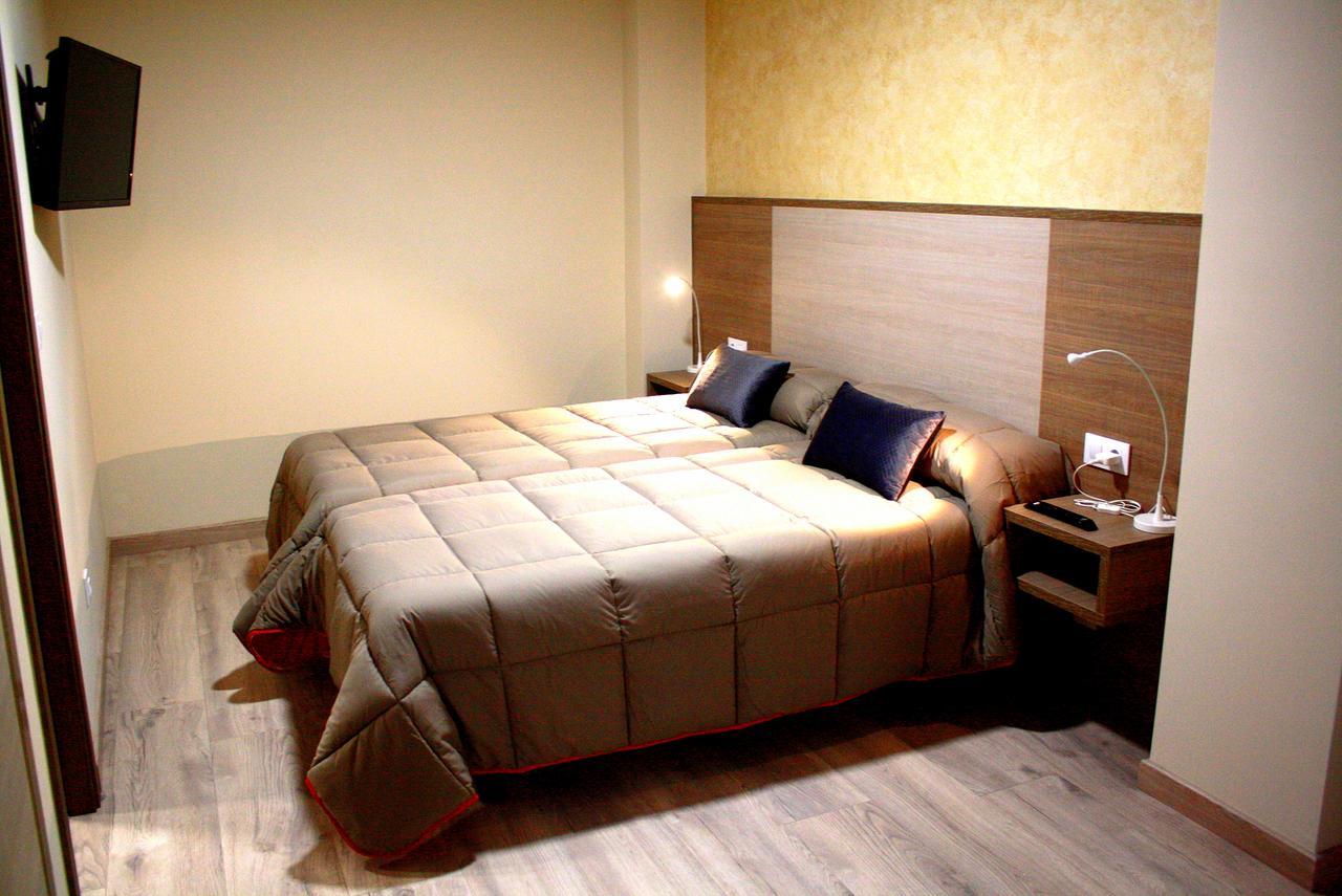 מלון סנטיאגו דה קומפוסטלה Hostal Oregar מראה חיצוני תמונה