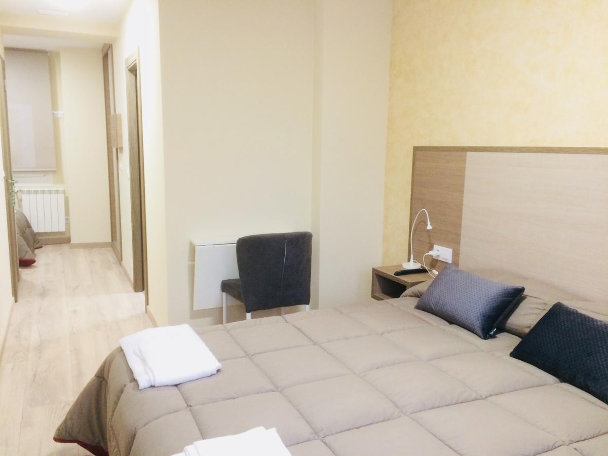 מלון סנטיאגו דה קומפוסטלה Hostal Oregar מראה חיצוני תמונה