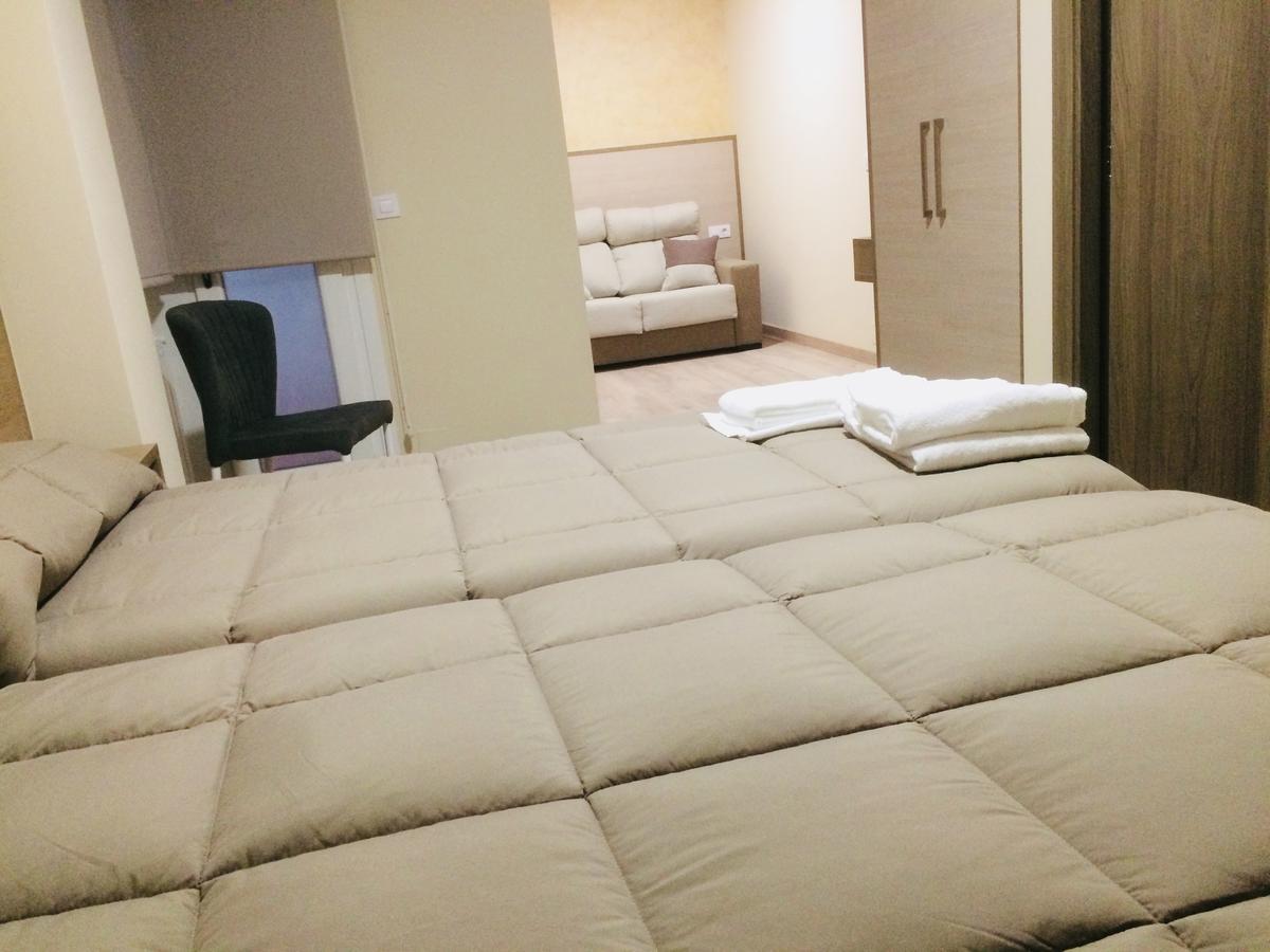 מלון סנטיאגו דה קומפוסטלה Hostal Oregar מראה חיצוני תמונה